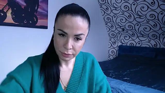 MaryHernandos from StripChat is Freechat