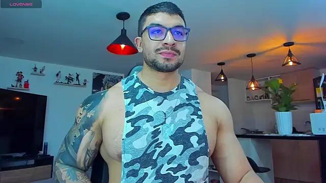 Michael_Diamond from StripChat is Freechat