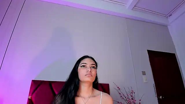 MileyRoberts_ from StripChat is Freechat