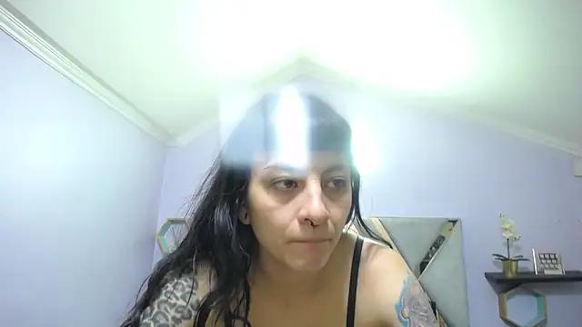 Naughty_Kittenm from StripChat is Freechat