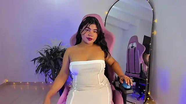 Girls: Stay up-to-date with the latest immersive cam streams gallery and try the most sensual entertainers flaunt their aroused bushes and steaming hot physiques as they lay bare and cum.