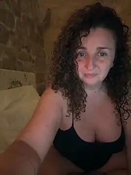 SempreDonatella from StripChat is Freechat