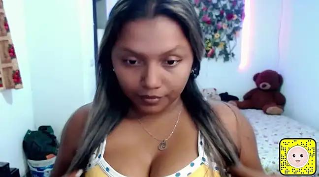 sexysusan4you from StripChat is Freechat