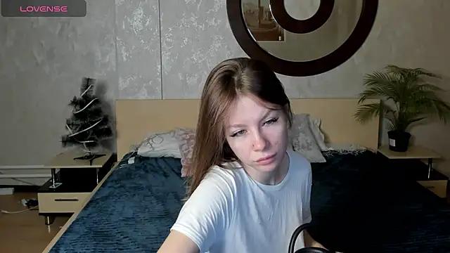 sharp__girl from StripChat is Freechat