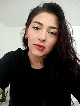 SophieWinslow from StripChat is Freechat