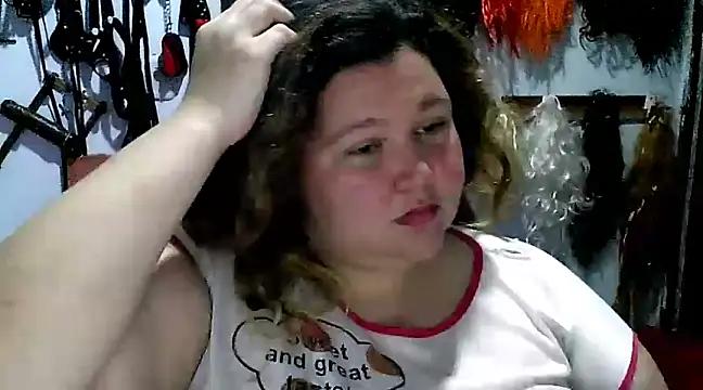 squirt322bbw from StripChat is Freechat