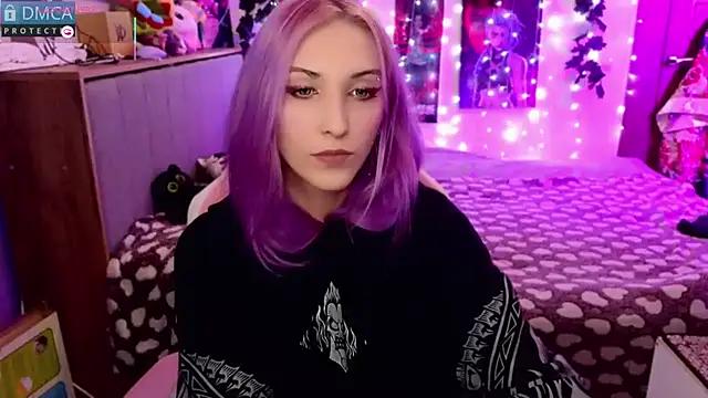 Violet_Noir from StripChat is Freechat