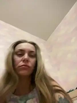 White_Lu from StripChat is Freechat