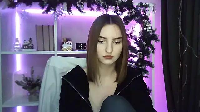 X_Alisa from StripChat is Freechat